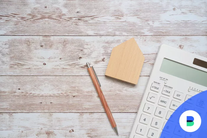 OTP lakáshitel kezdeti költségek kiszámolása számológéppel és tollal